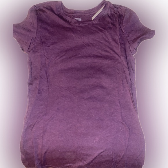 NWOT vs PINK Everyday Tee - Picture 3 of 4